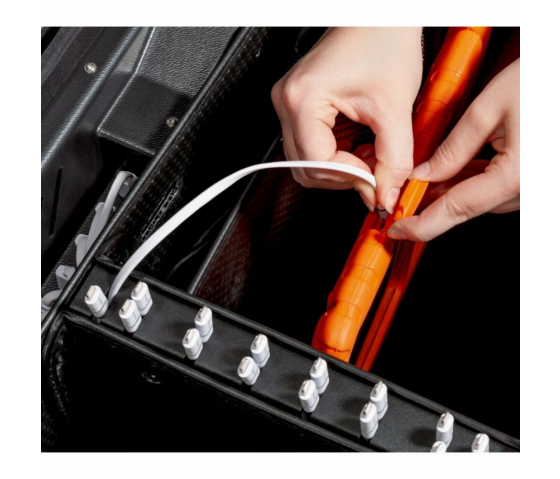 i16 KidsCover Charge & Sync iPad Hülle PARAPROJECT® - weiß