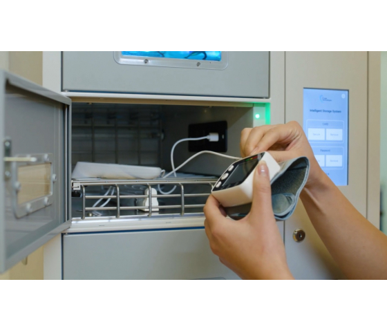 CSC-Locker-8 Desinfektions- und Ladeschrank mit 8 Fächern