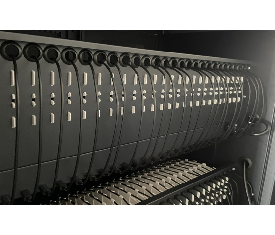 BRVC50 USB-C-Ladewagen COMPACT inklusive Ladekabel für 50 Tablets bis 13 Zoll - schwarz