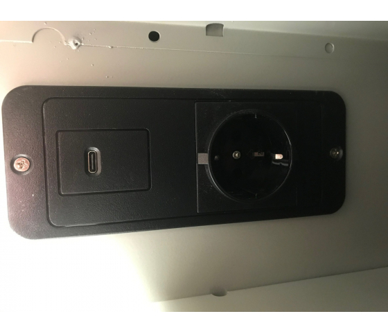 Desktop-Ladeschrank BR5DESK für 5 Geräte - digitales Codeschloss