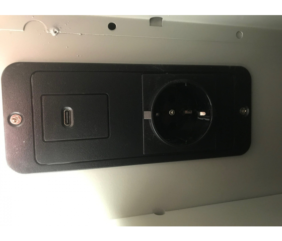 Tisch-Ladeschrank BR5KLDESK für 5 Geräte - Möbelschloss