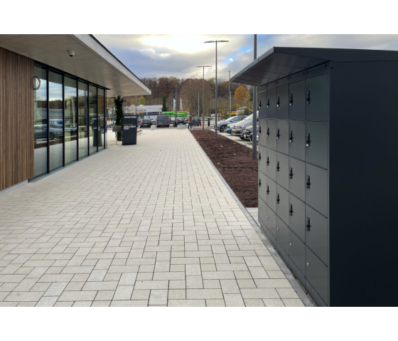 E-bike Akku-Fächerschrank mit Ladefunktion mit 8 Fächern - Außeneinsatz - Schlüsselschloss