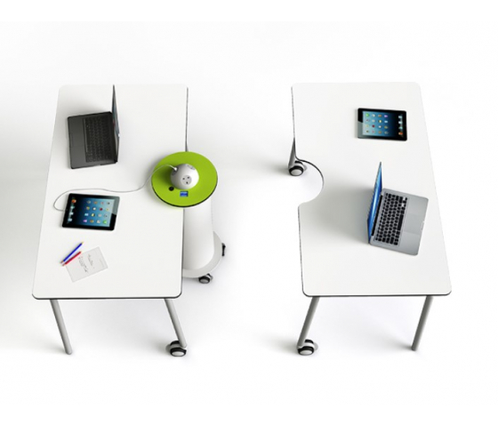 Zioxi Wiederaufladbar powerHub 5 Midi - 2 Steckdosen / 1x USB-A / 1x USB-C Anschlüsse powerDome - 1200 Wh Batteriekapazität