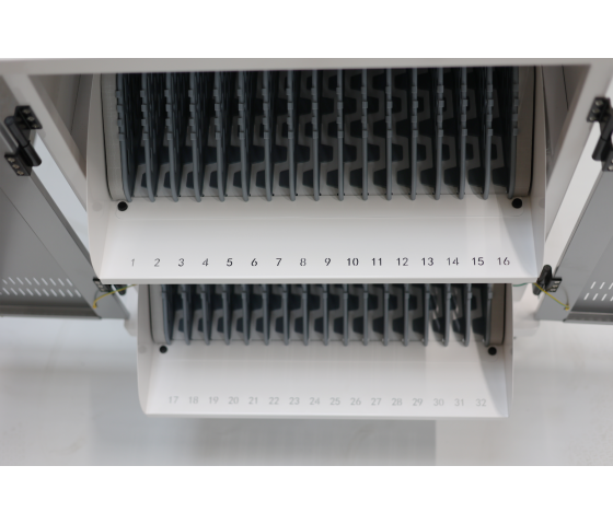 P-Tec T32V Ladewagen für 32 Tablets oder Laptops bis zu 16 Zoll – Aufladen über Steckdosen